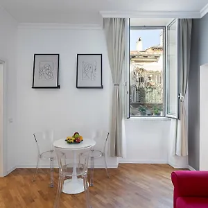Pantheon 57 -a Pearl Experience In The Heart Of Appartamento Roma
